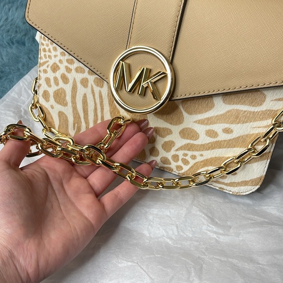 🛍️🤩Michael Michael Kors Carmen Shoulder Bag/Wallet Set🛍️🤩 - Picture 5 of 17